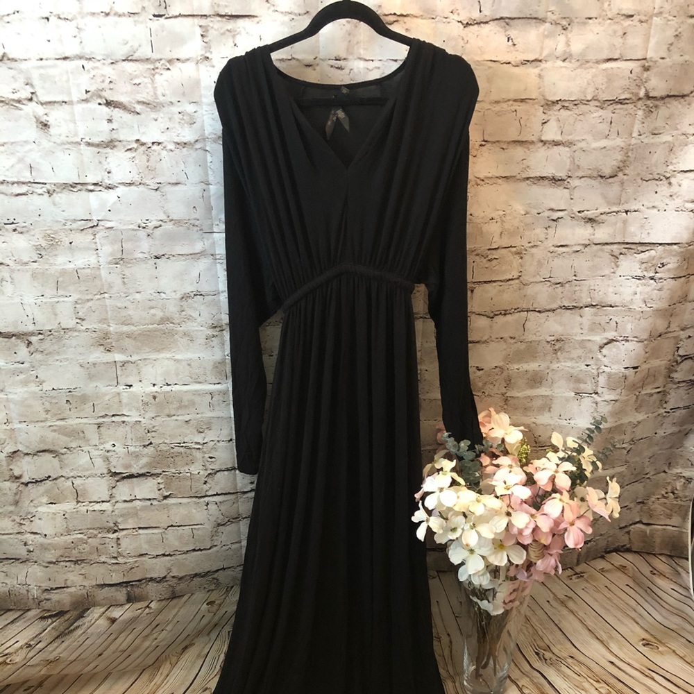 Melissa McCarthy 7 maxi maternity shoot dress plus
